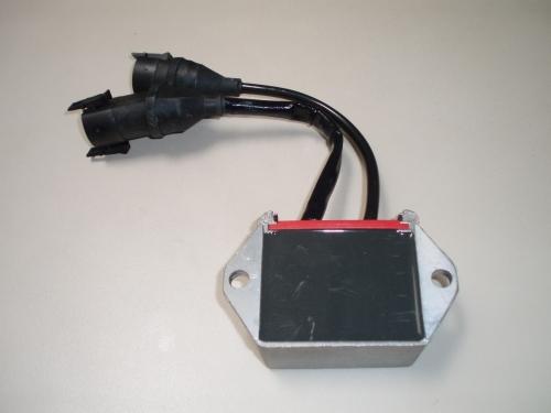 Regulateur 15LD350 LDW602 LDW702 LDW903 LDW1003 LDW1204 LDW1404 LGW523 MPI FOCS LOMBARDINI 7362325 ou 7362324 ou 7362399  - SAPRISA 7435 4436 ou 4445 [12V 30A]