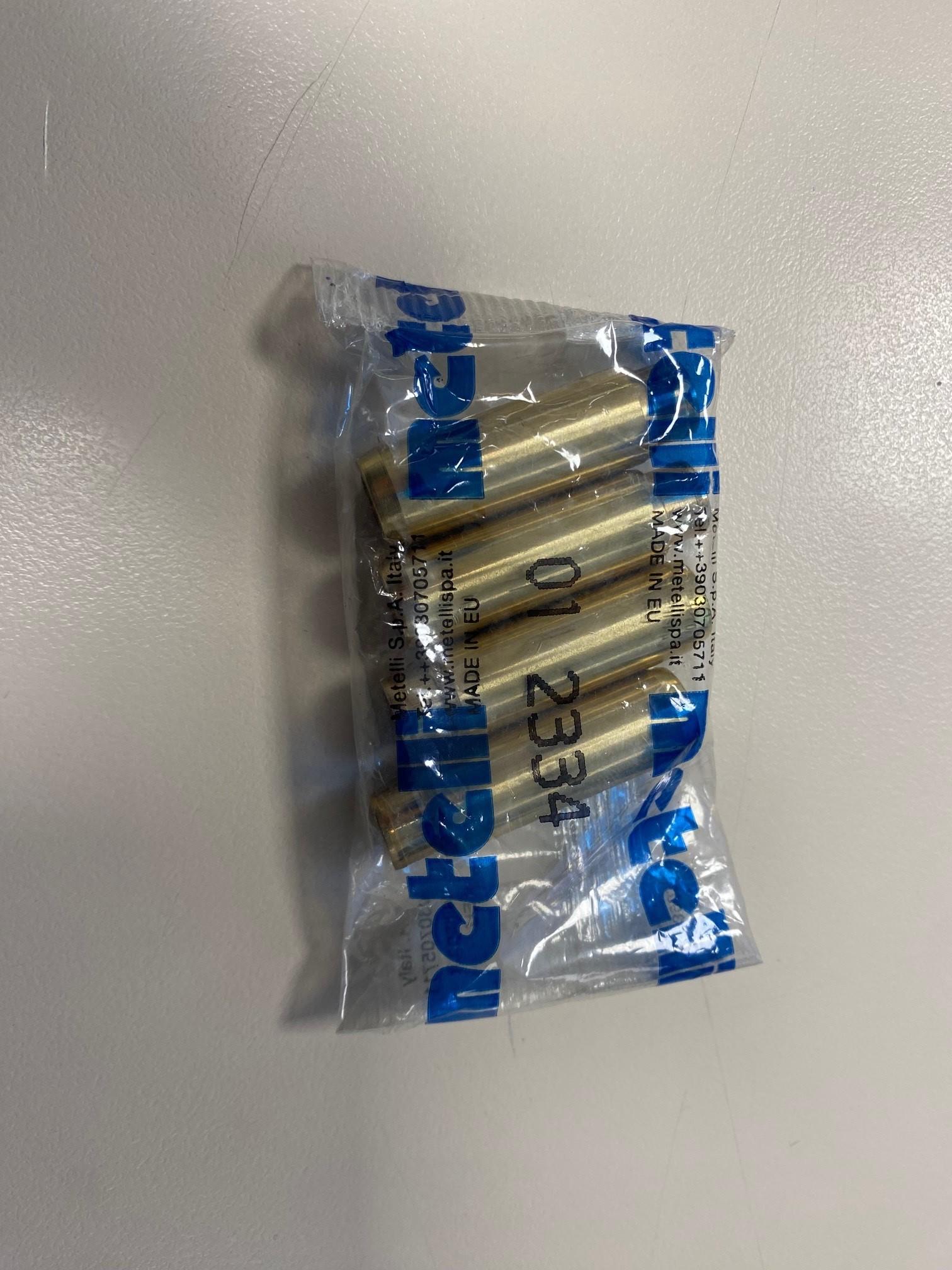 Jeu 4x guides de soupape CITROEN - METELLI 01-2334 ; 01 2334 ; 012334 - 7,00 x 12,07 x 40 - EAN13: 8032747373330 - 0221.19 CITROEN PAUGEOT 0221.20 - VAG96166 VG3538 1620A 1624A 4836A G11027 G3538 ; 110-G05374 ; 81.5319