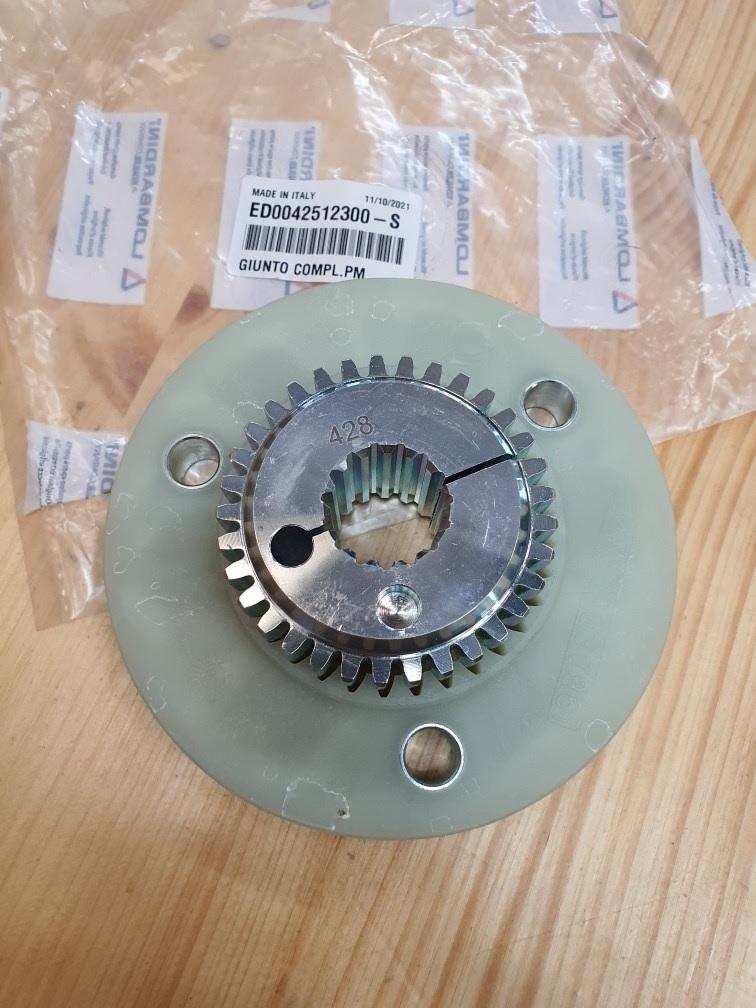 Accouplement 15 dents LOMBARDINI 4251230 KOHLER ED0042512300-S / GIUNTO COMPL.PMP CESSNA (428) 0422 - VIC HMF249030961