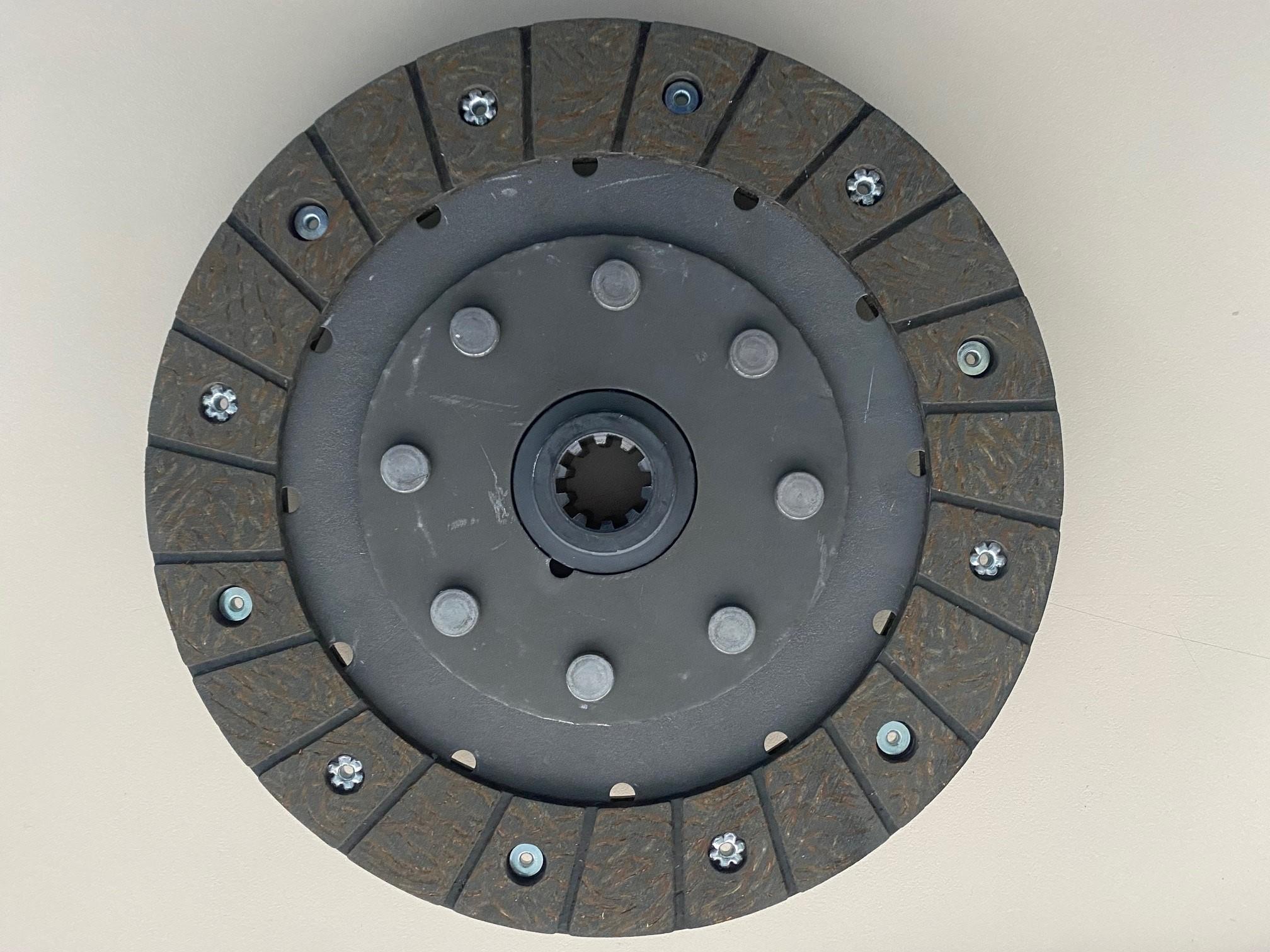 Disque embrayage GOLDONI 236 238 240 1038 1045R 834 945RS/DT SERIE 1050 1055 TRANSCAR 55 - ITMA 4RM SIRIO G215AC2 (GOLDONI 6300038 - CERMAG 15027 - ITMA 651814) Ø216x152x3.8 10 cannelures Ø22x18 (PGS 02922)