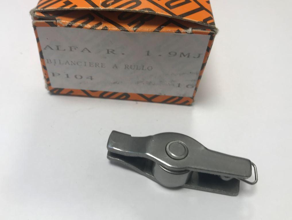 Culbuteur FIAT ALFA ROMEO JTD / DURALDUR P104