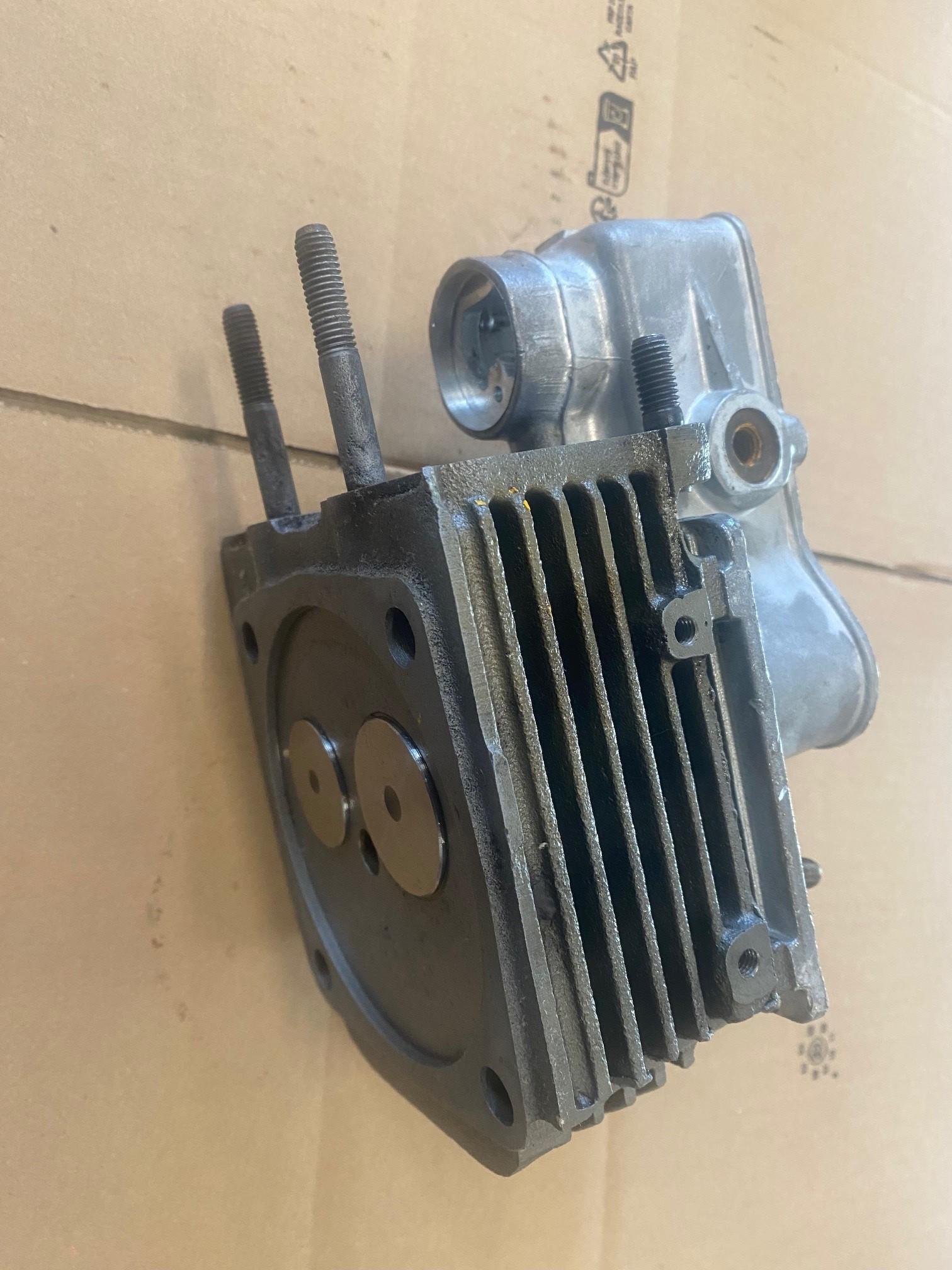 Culasse Occasion SLANZI DVA920 DVA1030 DVA1550 - Entierement revisée avec guides, ressorts, sièges et soupapes. Pret à monter