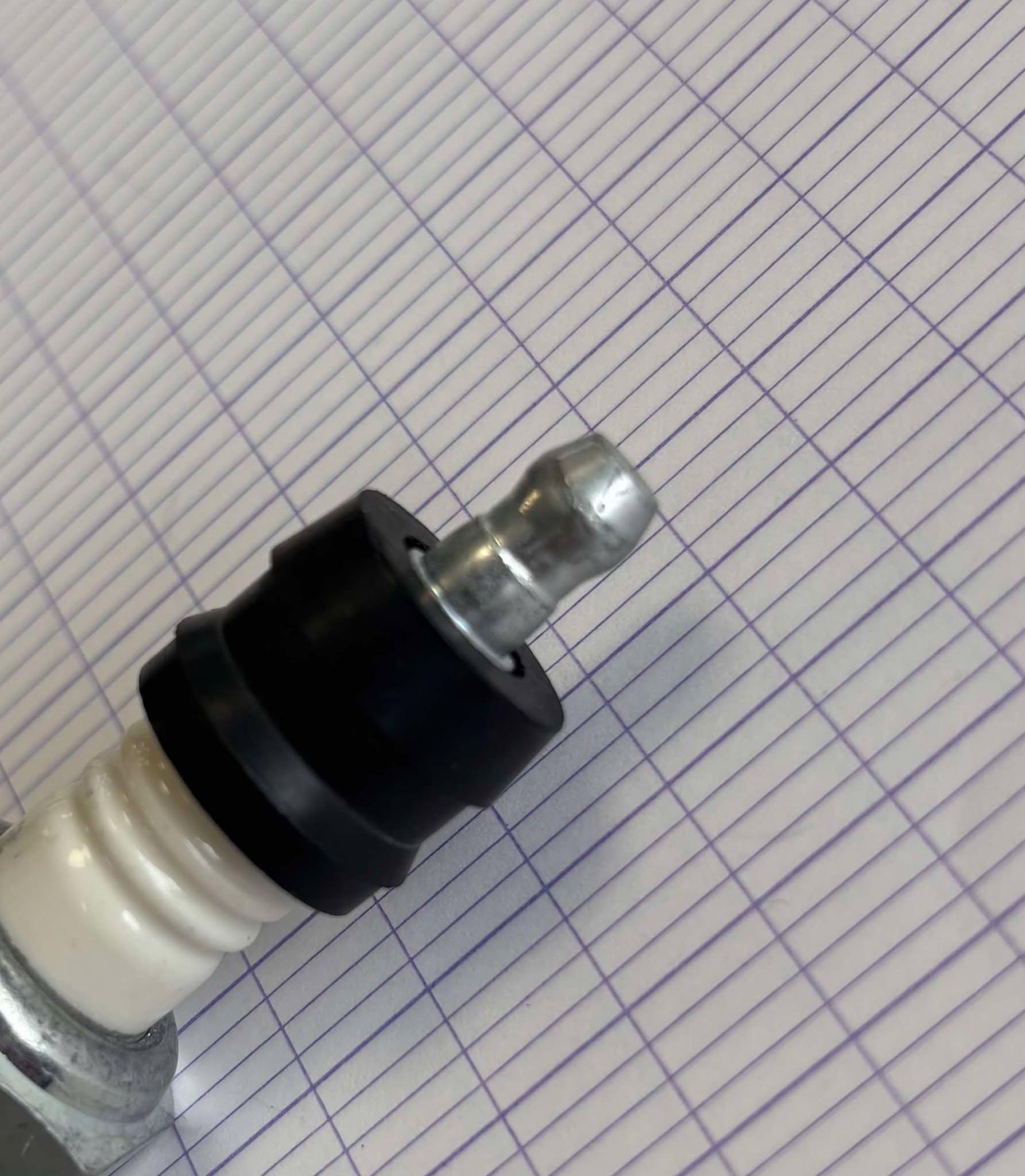 Bague caoutchouc pour bougie lombardini intermotor LGA225