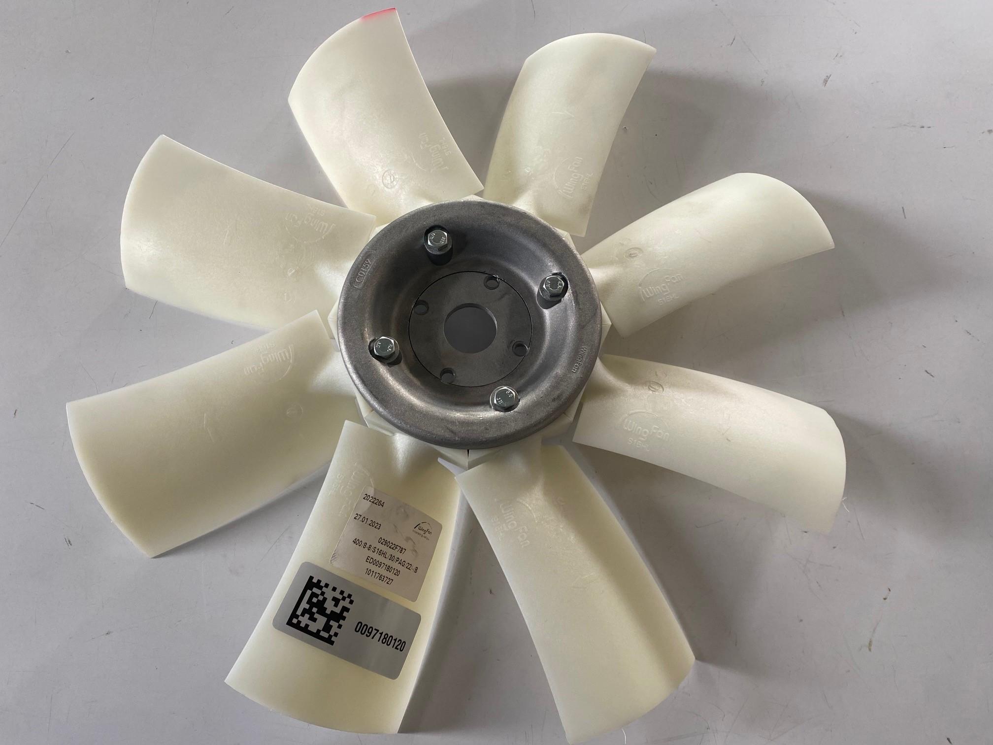 KOHLER ED0097180120-S Helice ventilateur D.400 30° - KDI1903TCR KDI-TCR1903 KOHLER Ex. ED0097183070-S LOMBARDINI KOHLER KD2504M ; KDW1603 ; KDW2204 ; KDW2204T ; LDW2204 ; LDW2204T - 0097180120  ; 029022F787 WINGFAN C0159 C0154 S16HL