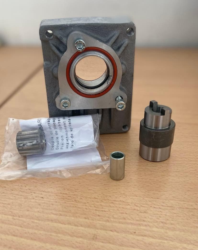 Prédisposition pompe hydraulique FOCS lombardini (3eme prise de force pour pompe hydraulique groupe 2) ED161509 / VALD161509