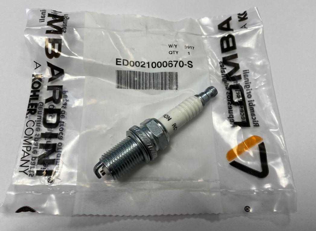 Bougie Allumage LGA280 LGA340 FOCS LGW523 LGW627 LOMBARDINI - ACT280 ACT340 ACME / LOMBARDINI 2100067 ED0021000670-S CHAMPION RC12YC