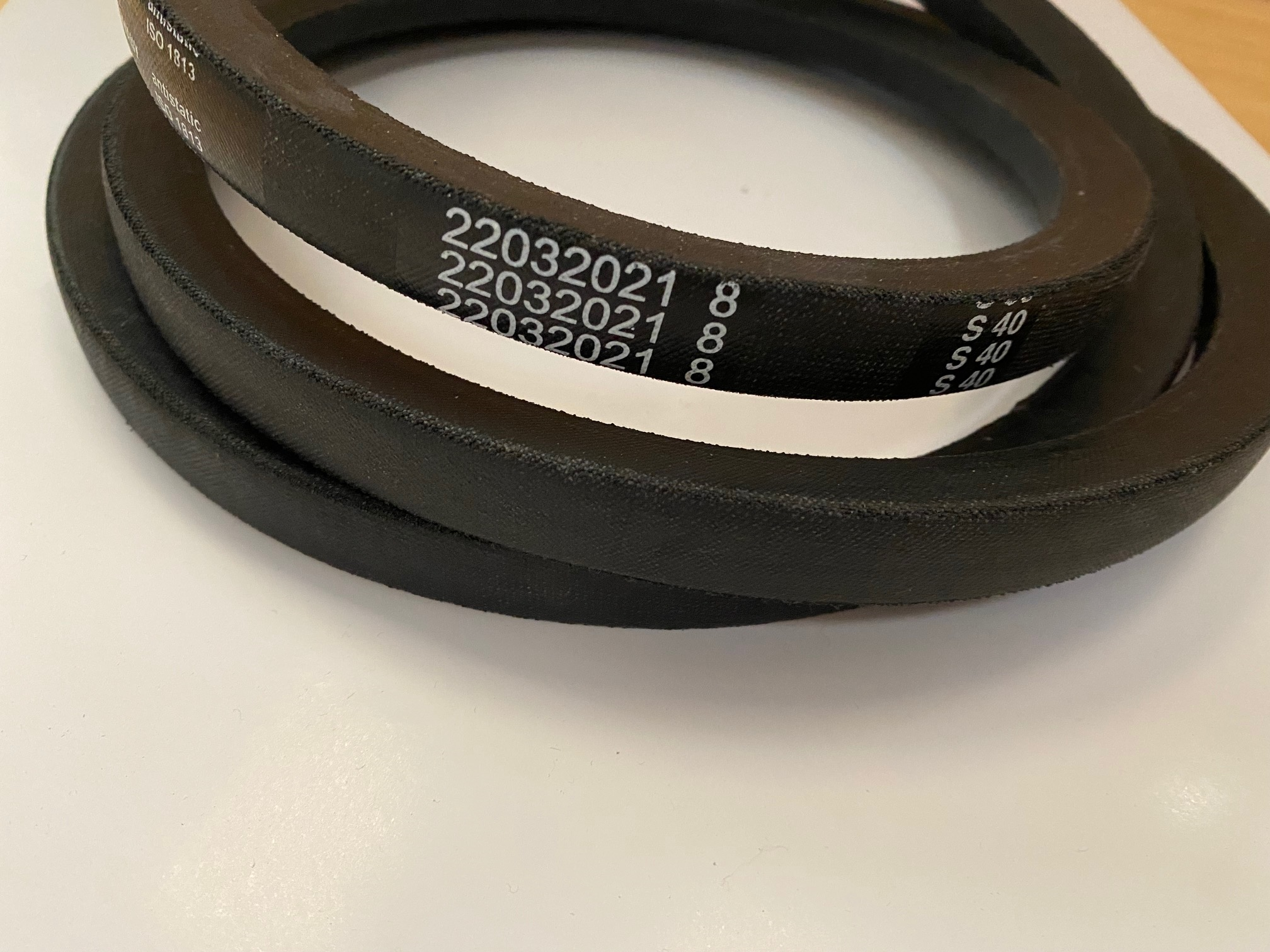 Courroie CONTINENTAL CONTI V SPB 1700 Ld / 5V 670 Le L=L / 22032021 8 S 40