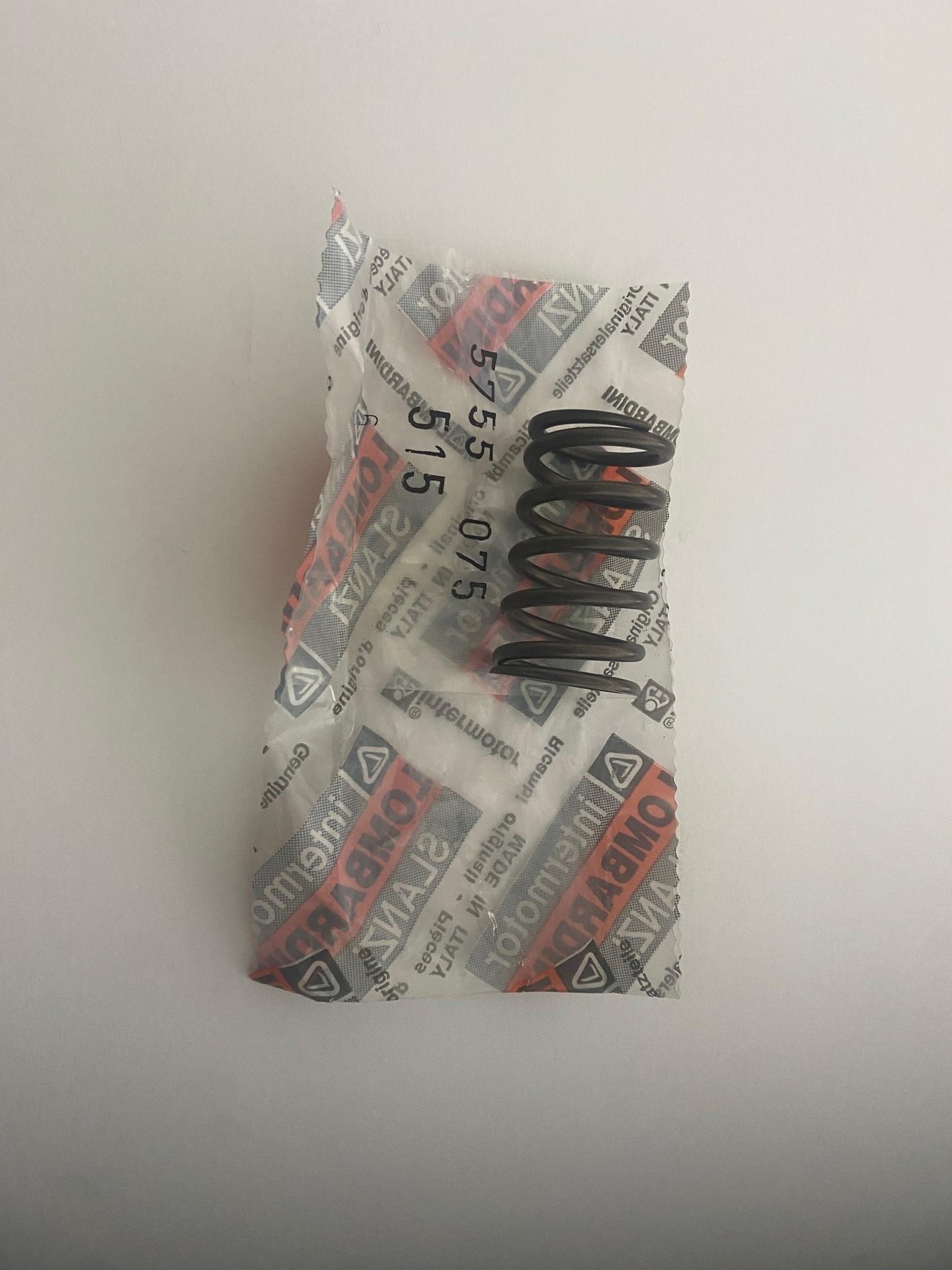 Ressort soupape SLANZI DVA920 DVA1030 SLANZI 44.27.20 LOMBARDINI 5755.075 515 / ED0057550750-S