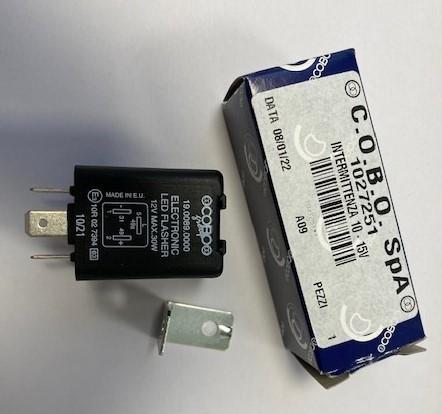 CENTRALE CLIGNOTANTE FEUX DE DIRECTION A LED ET SUPPORT MOBILE - 12V 30W COBO 1027251 COBOB 1900890000 19.0089.0000 ou 24V 40W COBO 1027258 COBO 19.0090.0000 1900900000