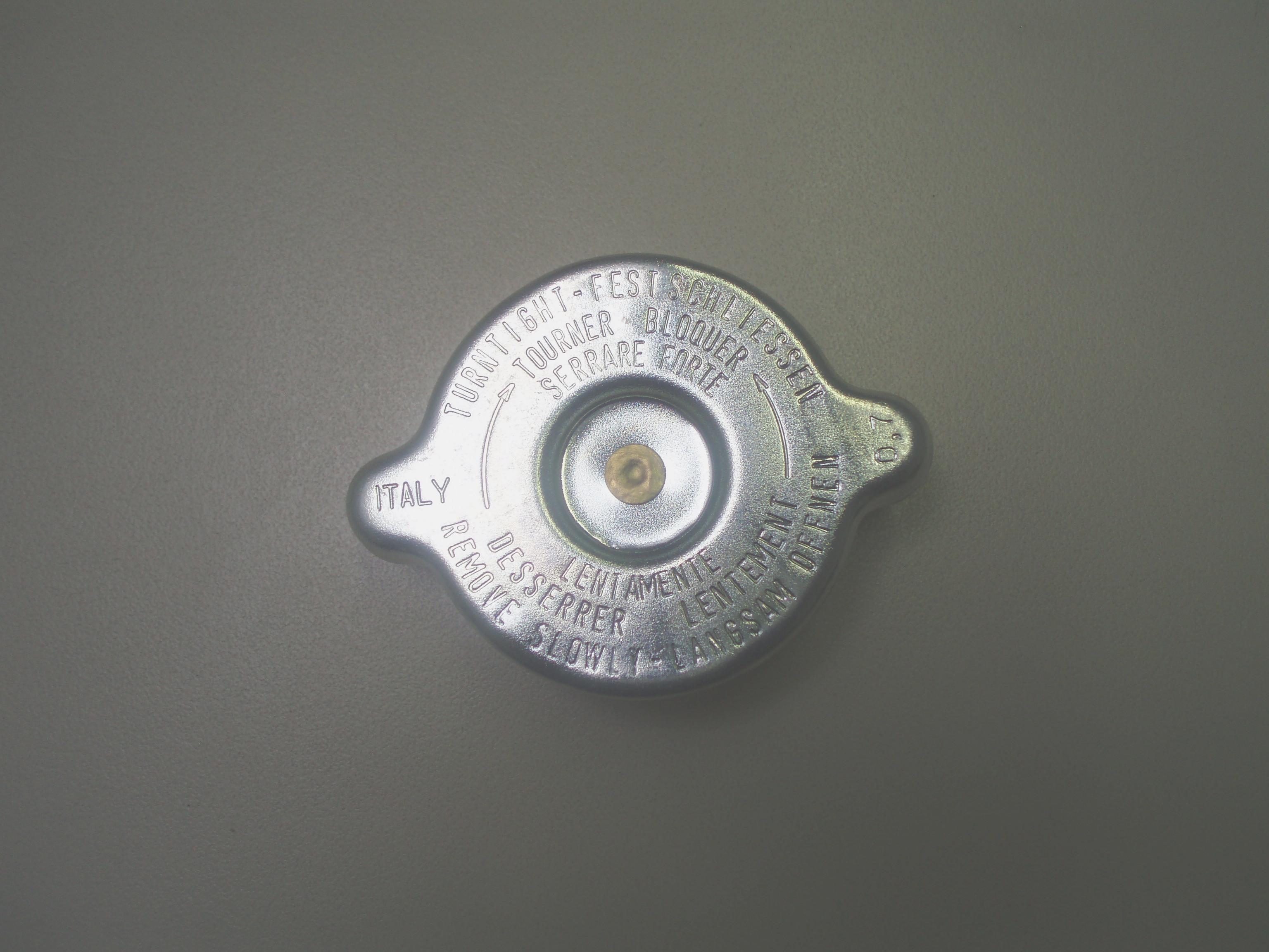 Bouchon radiateur FOCS-CHD LDW-LGW LOMBARDINI (LDW502 LDW602 LDW702 LDW903 LDW1003 LDW1204 LDW1404 LDW1503 LDW1603 LDW2004 LDW2204) KOHLER ED0090001140-S