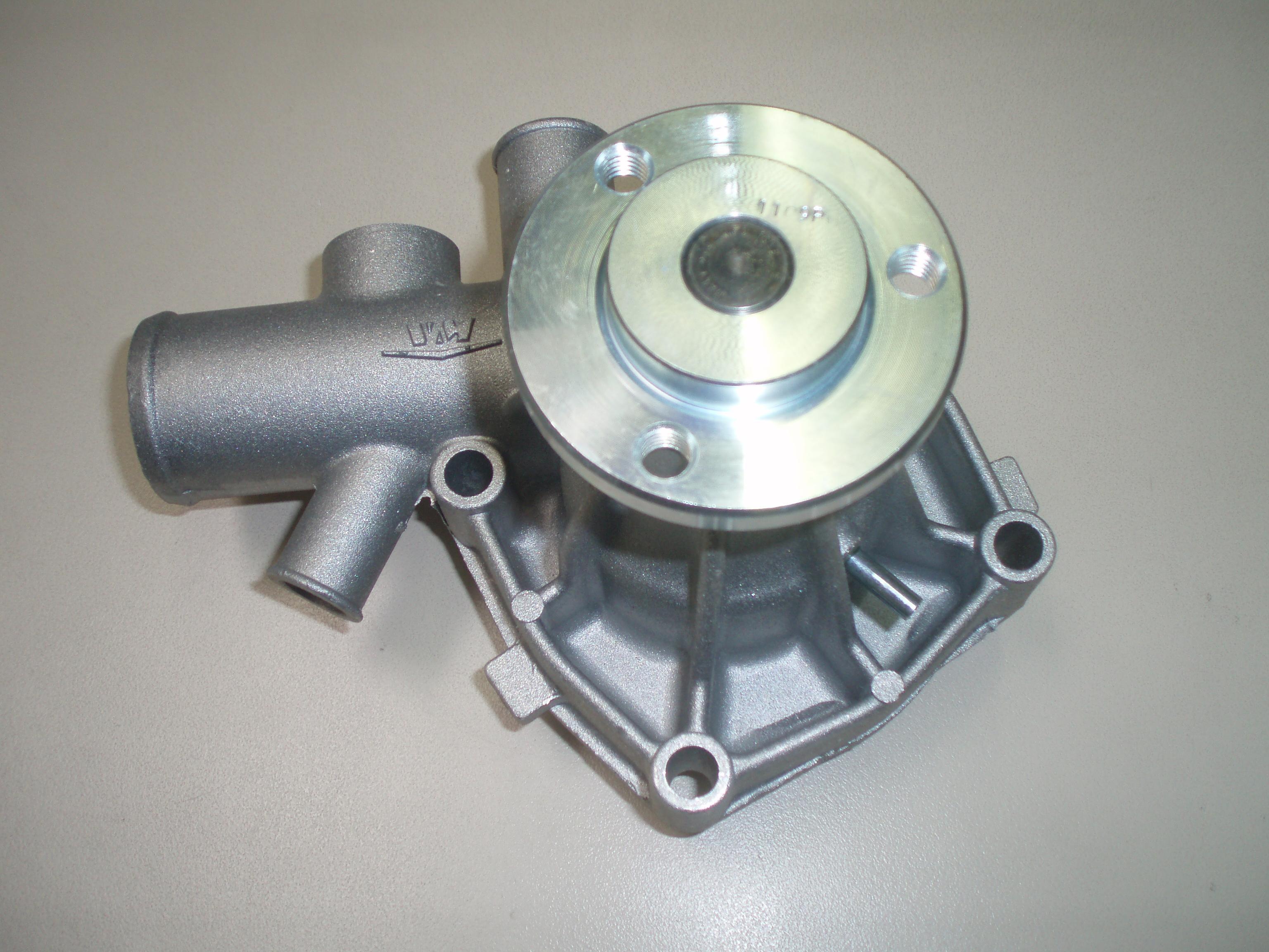 Pompe eau VM15202009 VM92A/3 VM92A/3-04243 HR484HP HR394HPT D703LT (version GOLDONI et CARRARO ANTONIO - HR494H (Version CARRARO ANTONIO) VM15202009F