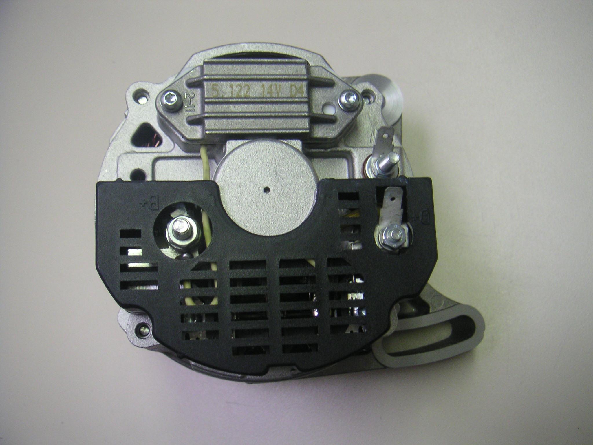 Alternateur 12V 65A - ISKRA IA1011 LETRIKA AAK3139 11.203.018 / LOMBARDINI 1157270