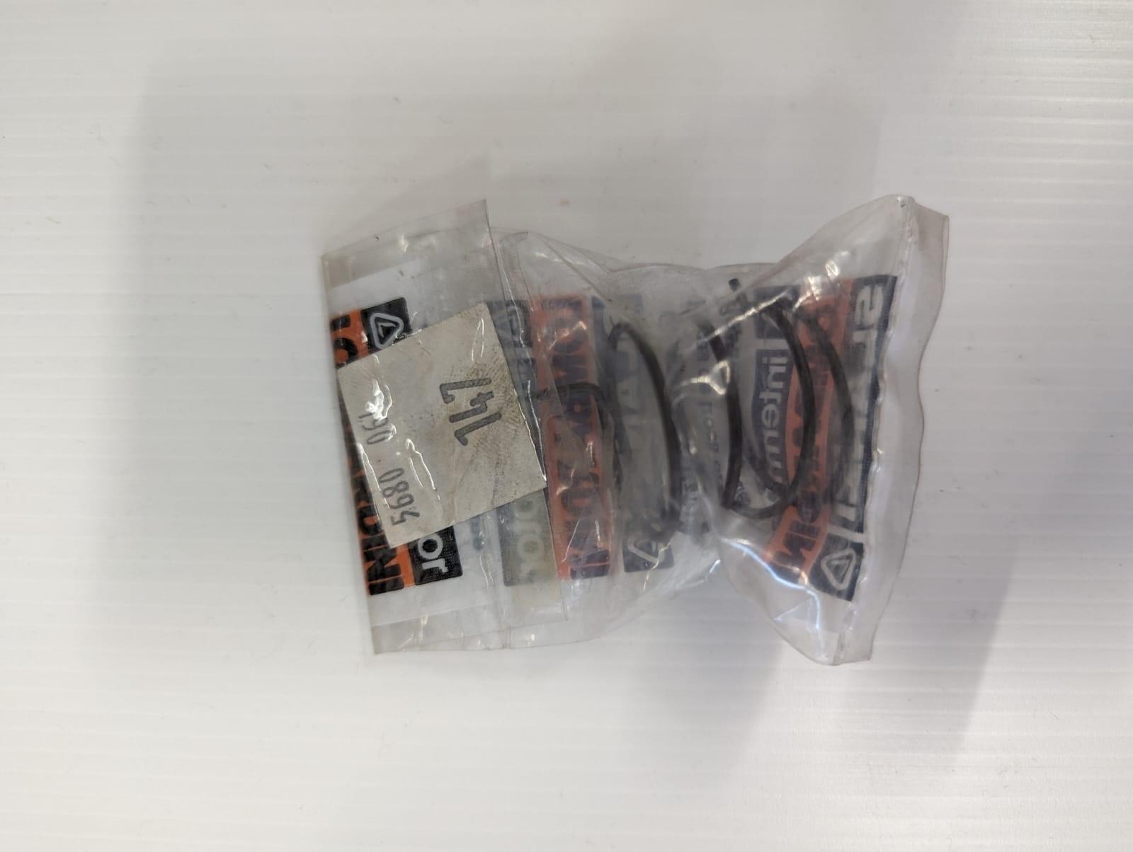 Ressort n°23 pour lanceur lombardini IM250 IM300 IM350 IM359 LOMBARDINI INTERMOTOR 5680064 / 147 5680.064 / ED0056800640-S