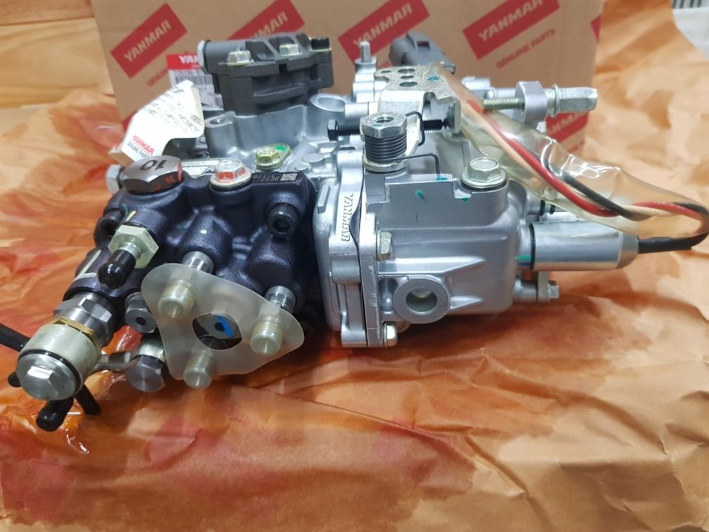 Pompe Injection YANMAR 729236-51351 / Avec solenoid YANMAR 119233-77932 / WOODWARD 1503ES-12S5SUC12S