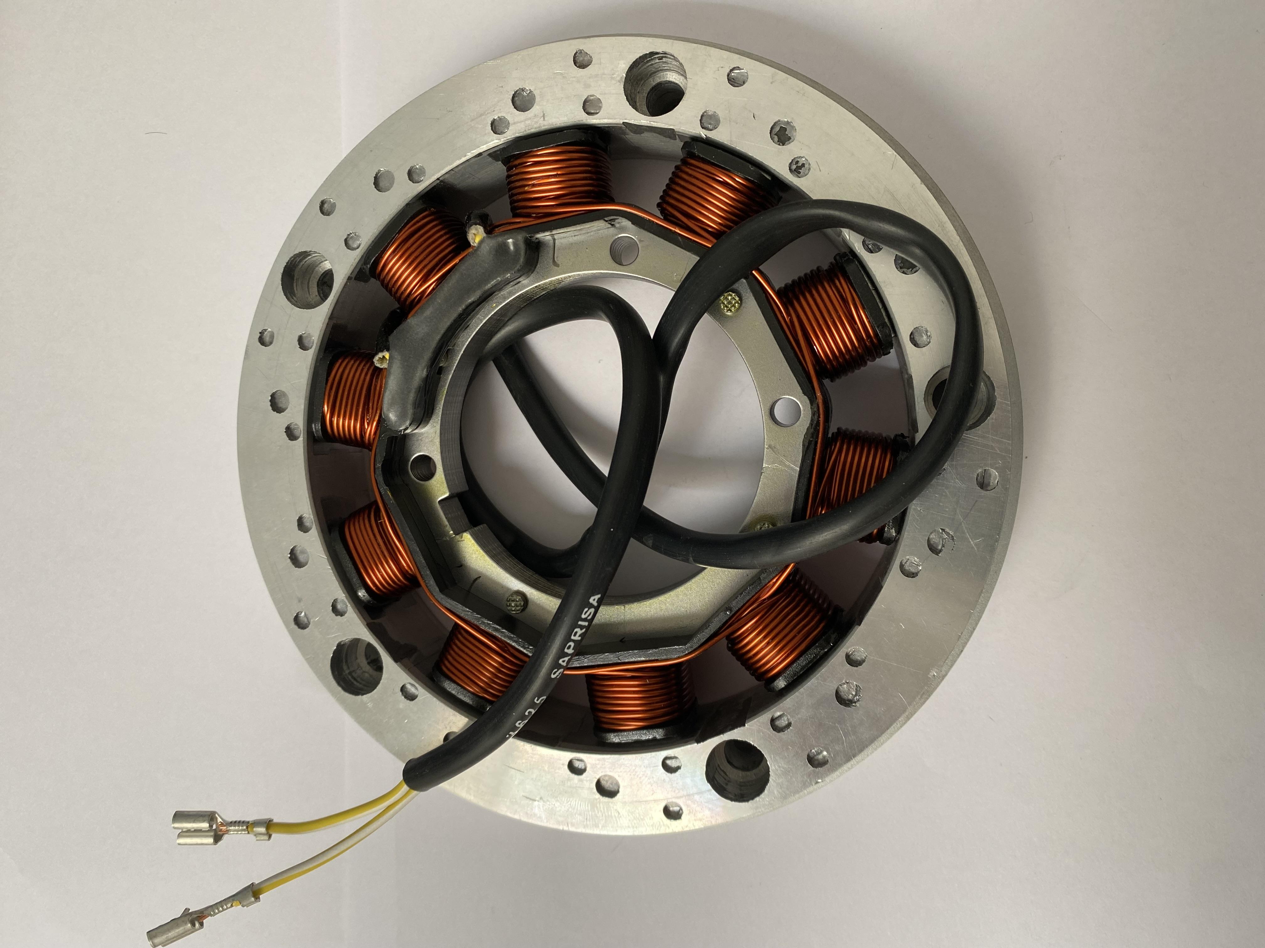 Alternateur 6LD 9LD 12LD (6LD260 6LD325 6LD326 6LD360 6LD400 6LD435 9LD561-2 9LD625-2 9LD626-2 12LD435-2 12LD475-2) LOMBARDINI 1157167 SAPRISA 3625 (12V 16A 2 fils) RUGGERINI MD150 MD170 MD190 ED001571670-S