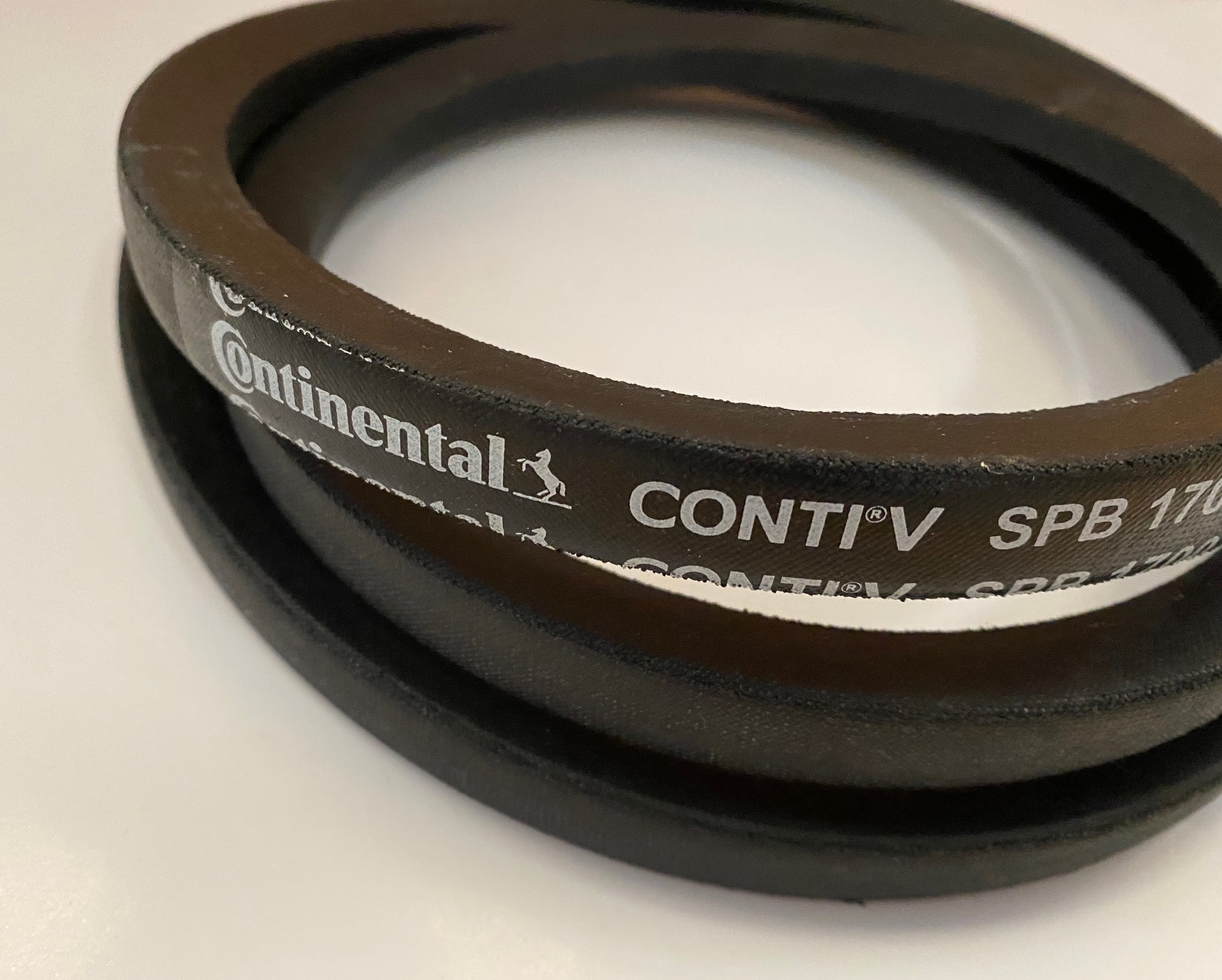 Courroie CONTINENTAL CONTI V SPB 1700 Ld / 5V 670 Le L=L / 22032021 8 S 40