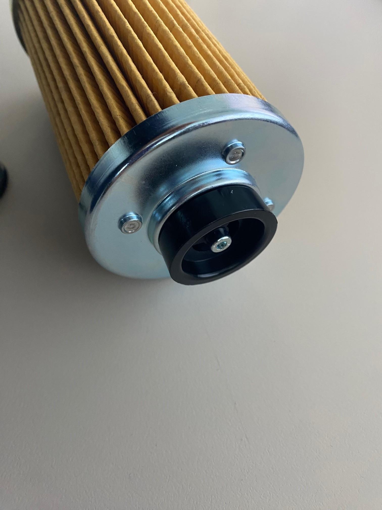 Elément filtrant hydraulique HHC03584 VM HHC04140 VV I200426211 Made in Italy IKRON FLUID FILTRATION HHC03584 - HEK02-20.122-AS-RP025-VM-B17B  CASAPPA