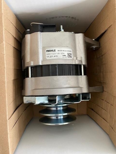 Alternateur 14V 65A CERMAG 12359 - LANDINI 3551780M91 3551780M92 - LANDINI LEGEND / MAHLE MG 590 - MG590 11.201.415 ; AAK1329 ; 72735589