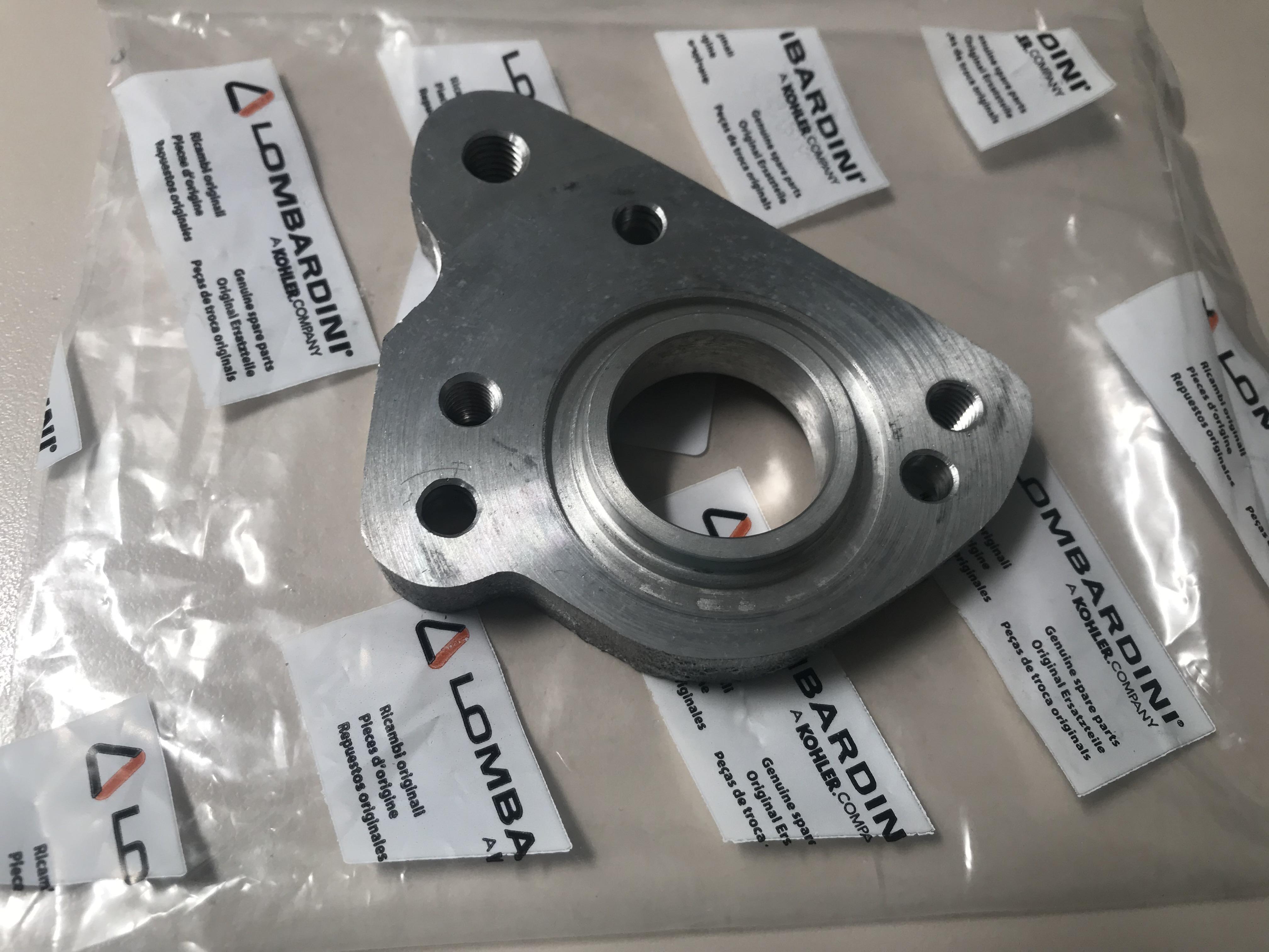 Support pompe eau mer LOMBARDINI 8836.197 KOHLER ED0088361970-S / LOMBARDINI LDW502M LDW602M LDW702M LDW903M