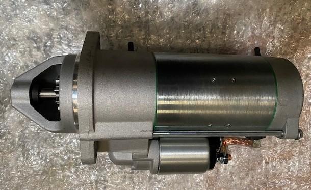 Demarreur 24V 4Kw 10 dents - IVECO 504036695 / 500389863 / 504385577 / 5801577136 - CASE IH 2852405 / 2852478 - IVECO : F4AE0481D / F4AE3481D / F4AE3681B