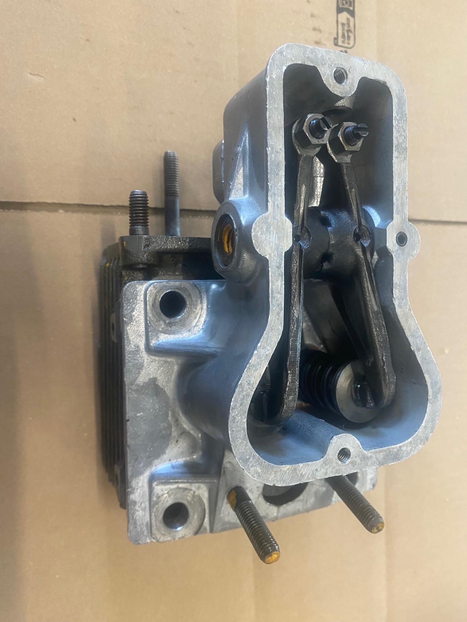 Culasse Occasion SLANZI DVA920 DVA1030 DVA1550 - Entierement revisée avec guides, ressorts, sièges et soupapes. Pret à monter