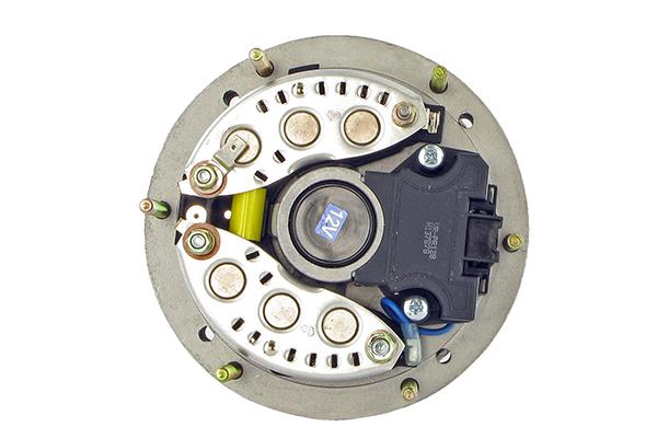Alternateur 12V 50A AGN63281 OEM HATZ 50374701 - 50374702 - 50504200 - A13N281 = CGO111226 / EAN(s) : 2000003204021 - Moteur HATZ 2L41C & 3L41C