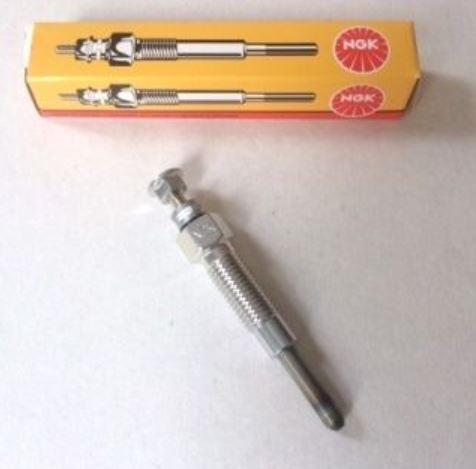 Bougie prechauffage MASSEY FERGUSON  3704242M1 6252809M1 3757093M1 - St22a St28a St33a St34a St41a St47a St52a St60a CERMAG 12915