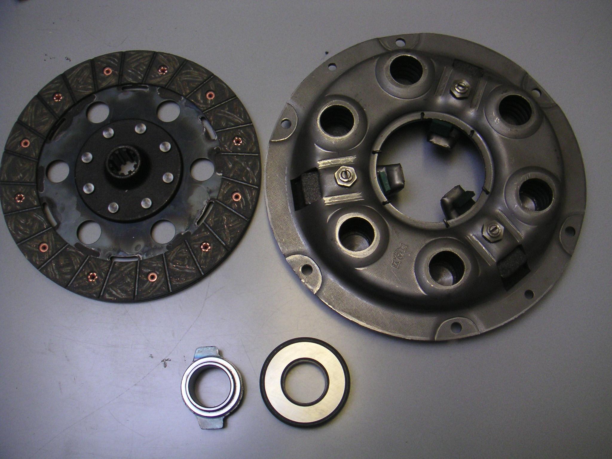 Kit embrayage complet PGS ROMA 500 - R55 TRANSPORTER 450 (Mécanisme 00184 (15009) + Disque 02922 (15027) + roulement 08210 (15052) + butée 03018 (15047)