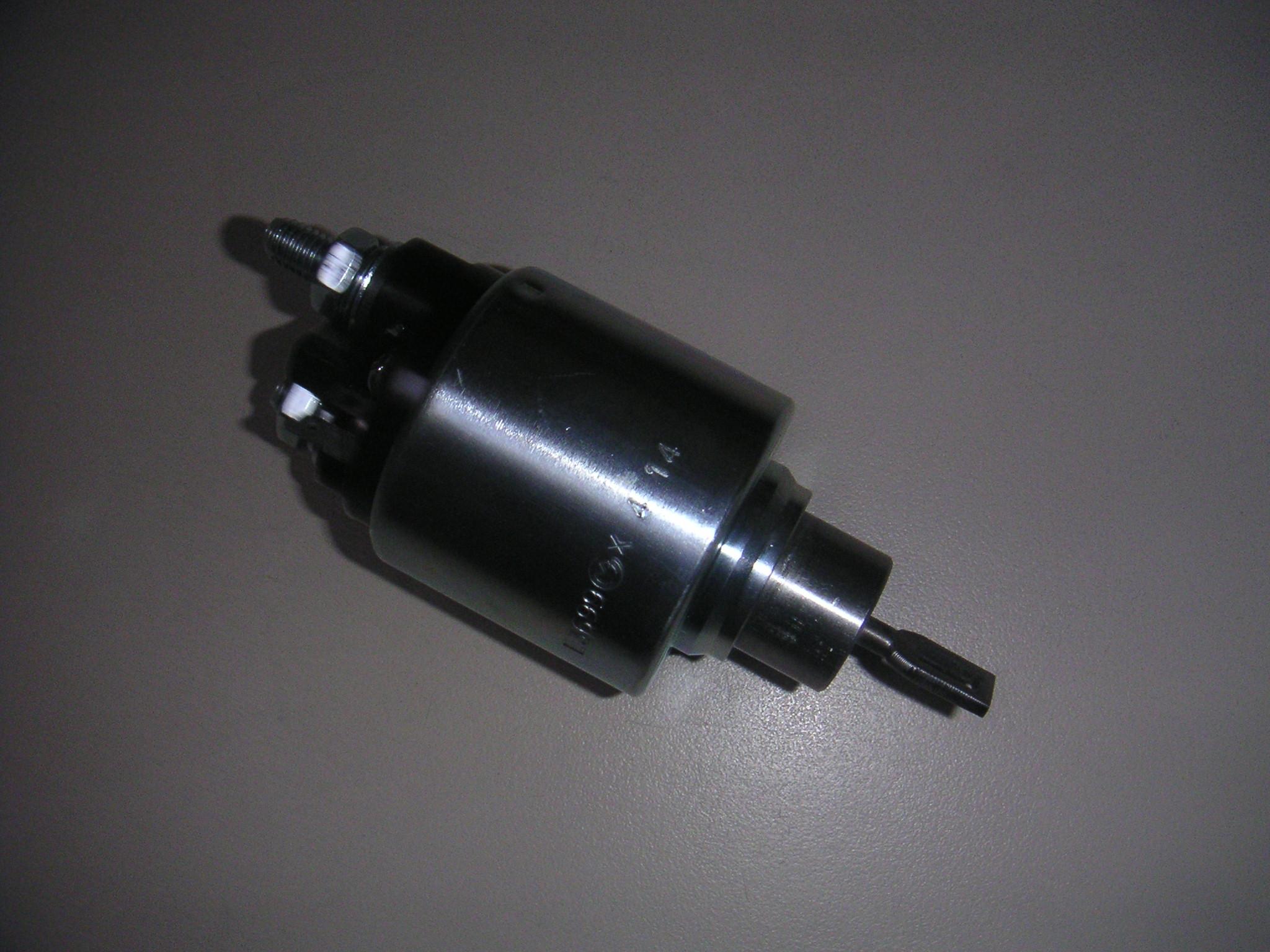 Solenoid démarreur BOSCH 2339304019 2339304007 LOMBARDINI FOCS LDW502 5840209 - 5840194 / 2339304019 - 2339304023 - 2339304007  CARGO139075 ZM372